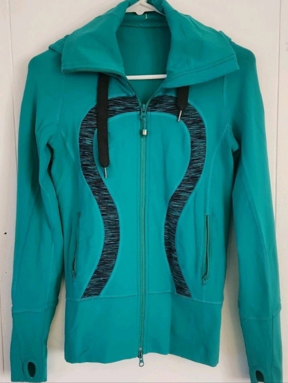 Lululemon Women's Hooded Zippered Jacket Teal Green Size 2
